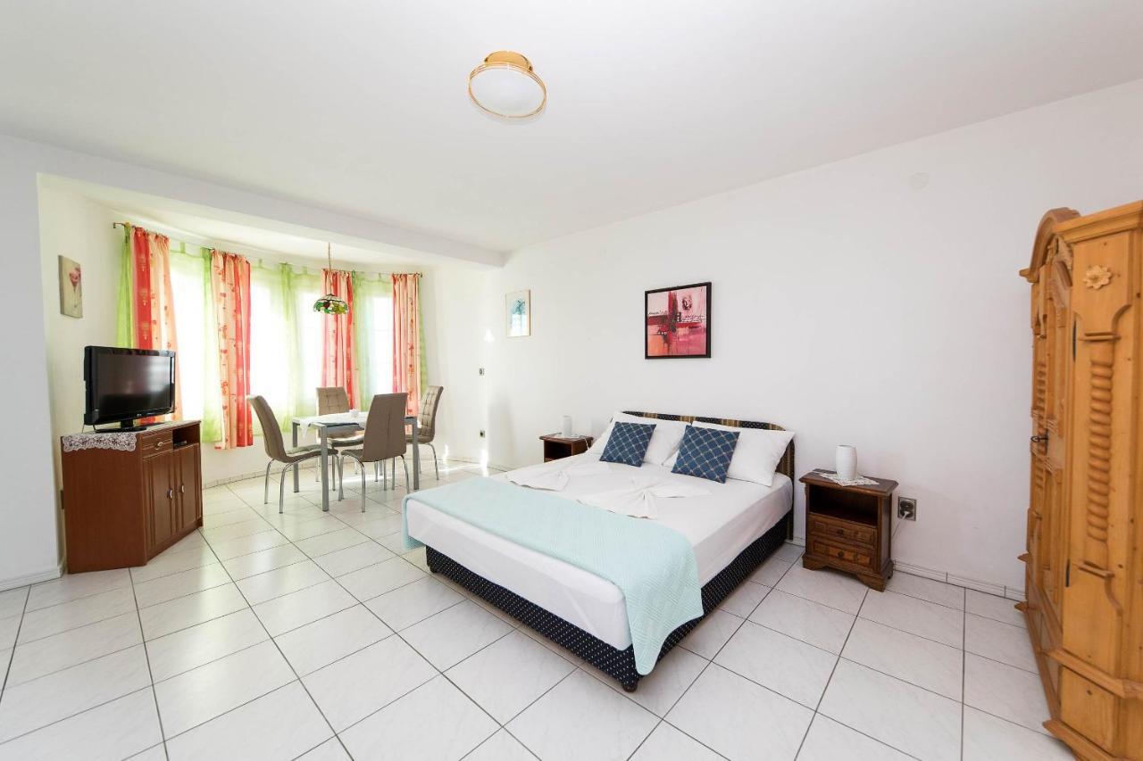 Apartmani Kovac Crikvenica Extérieur photo